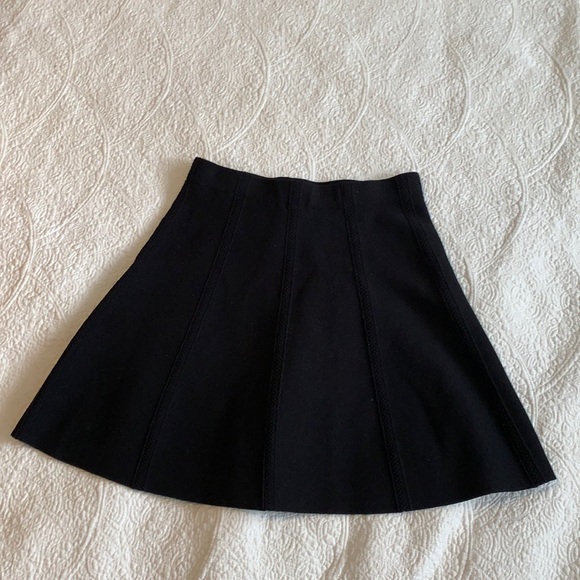 Zara Dresses & Skirts - Black zara skirt